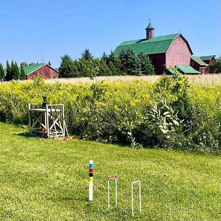 The Eddie Hotel And Farm Bloomfield Bagian luar foto