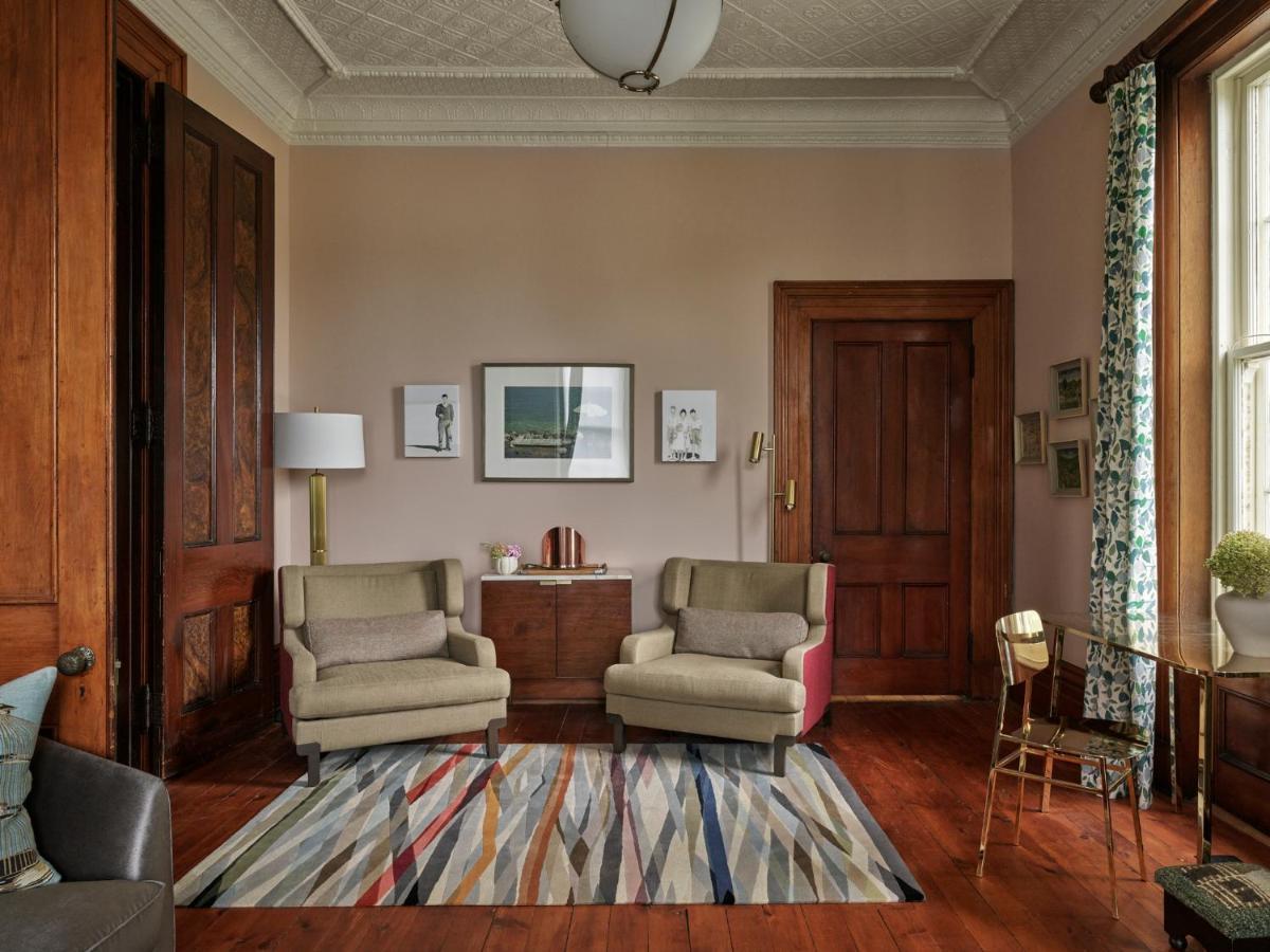 The Eddie Hotel And Farm Bloomfield Bagian luar foto